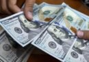 El bolívar se devaluó 15 % frente al dólar durante julio