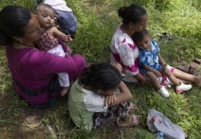 Riada en Nepal deja 626 muertos y más de 2.400 desaparecidos