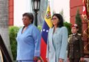 Delcy Rodríguez recibe a la primera ministra de Barbados para revisar acuerdos de cooperación