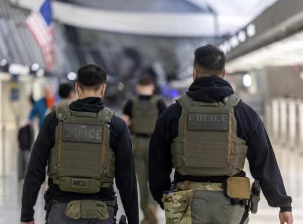 ICE detiene a varios venezolanos en Doral en operativos sorpresivos
