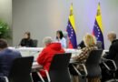 Delcy asegura que el 91 % de los ingresos del país se destina a reivindicaciones laborales