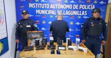PoliLagunillas detuvo a empleado por hurtar16 celulares de alta gama en Ciudad Ojeda.