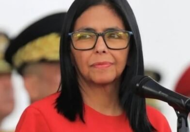Se dificultan los ASILOS POLITICOS Presidente (e) Delcy Rodríguez SOLICITO a la Asamblea Nacional REFORMAR la ley