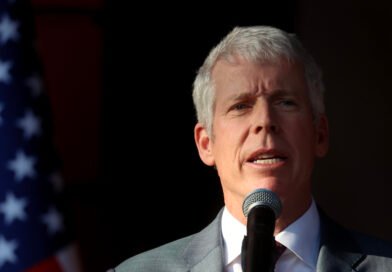 Chris Wright llega a Caracas para firma de nuevo contrato de Chevron