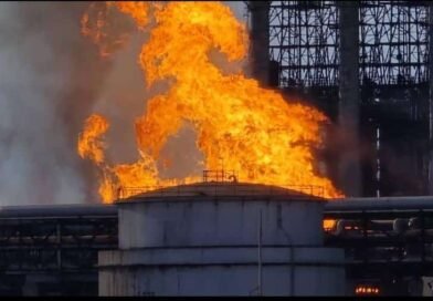 Incendio obliga a detener operaciones en Cardón este 6 de octubre