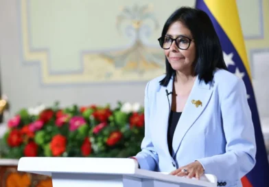 Delcy Rodríguez anunció la suspensión de la obligatoriedad de las máquinas fiscales en Venezuela