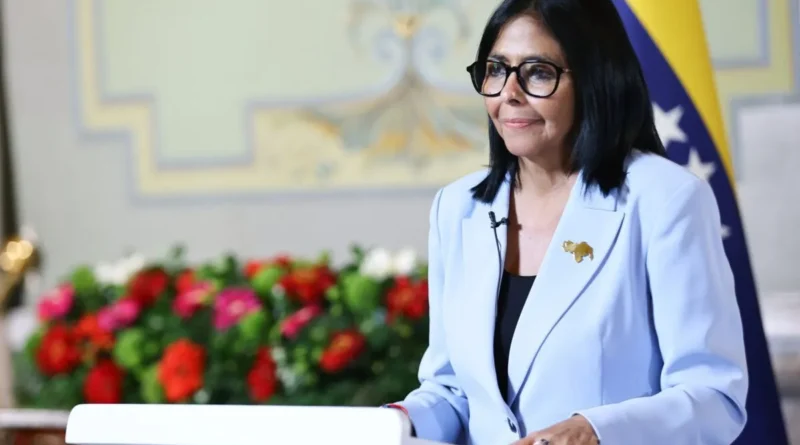 Delcy Rodríguez anunció la suspensión de la obligatoriedad de las máquinas fiscales en Venezuela